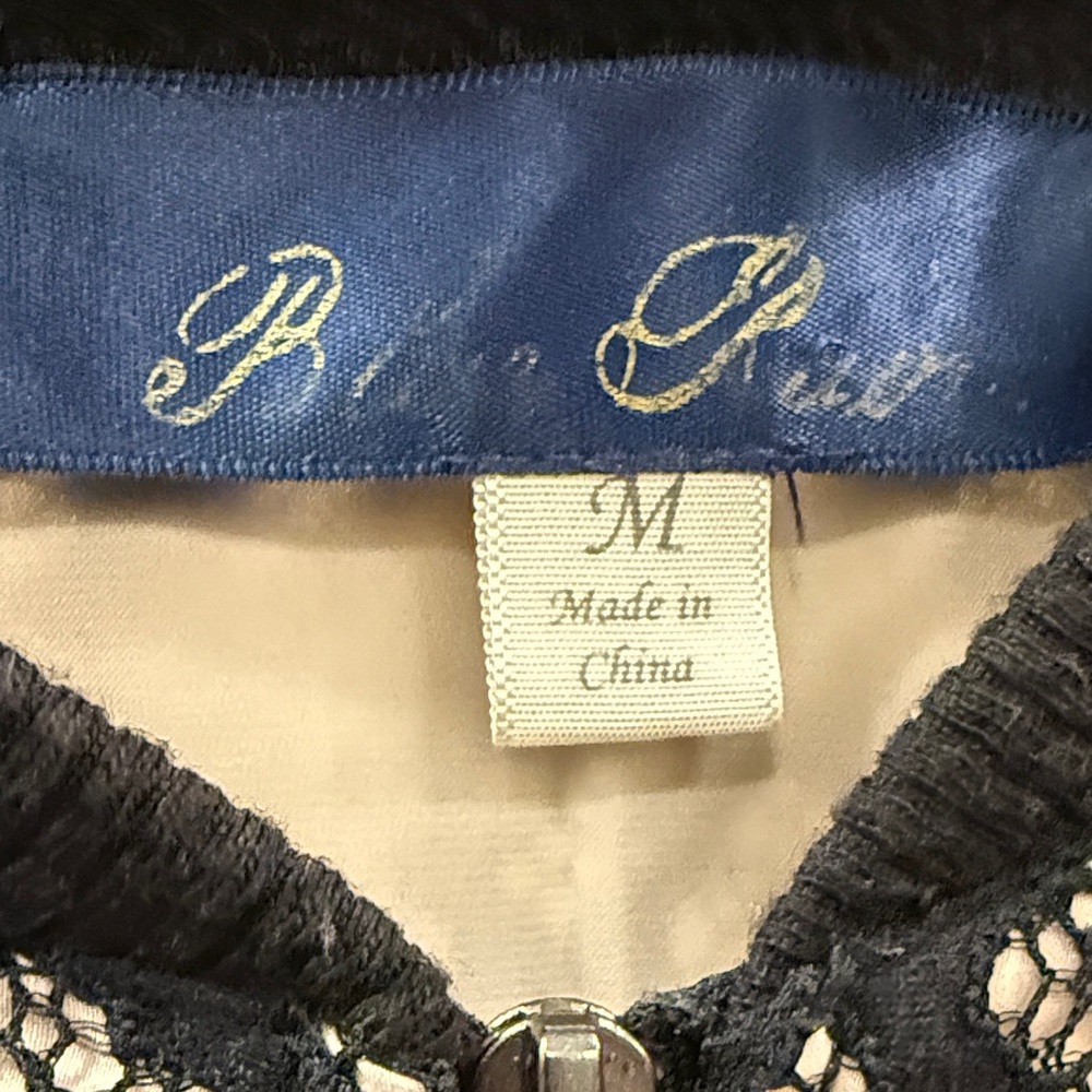 Elegant Black Lace Fabric Zip Jacket - Picture 5 of 12